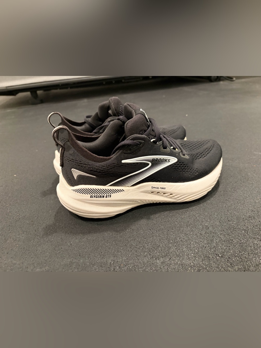 Brooks Glycerin GTS 22 Wide - Picture 2 of 6
